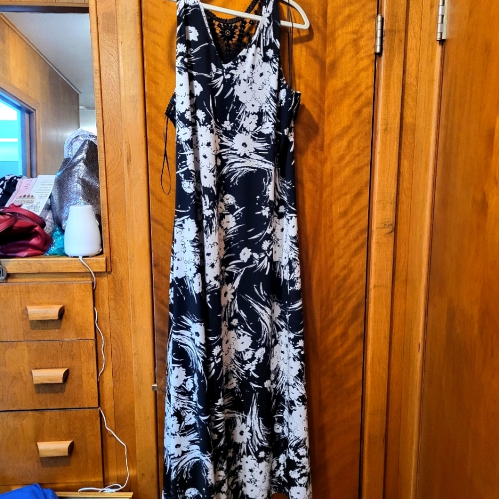 Lane Bryant sundress black and white